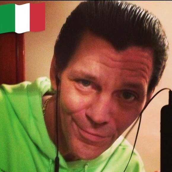 Meet your Posher, Joe - Picture 1 of 2